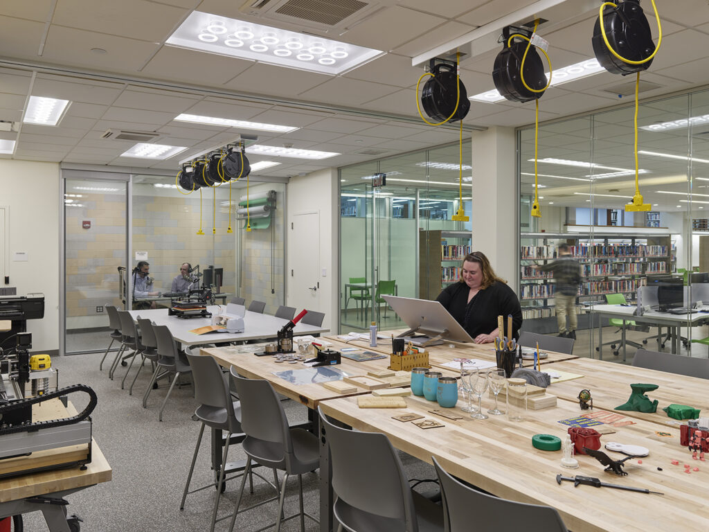 Suffolk County Library Association presents CATS and YASD Maker Tech project image