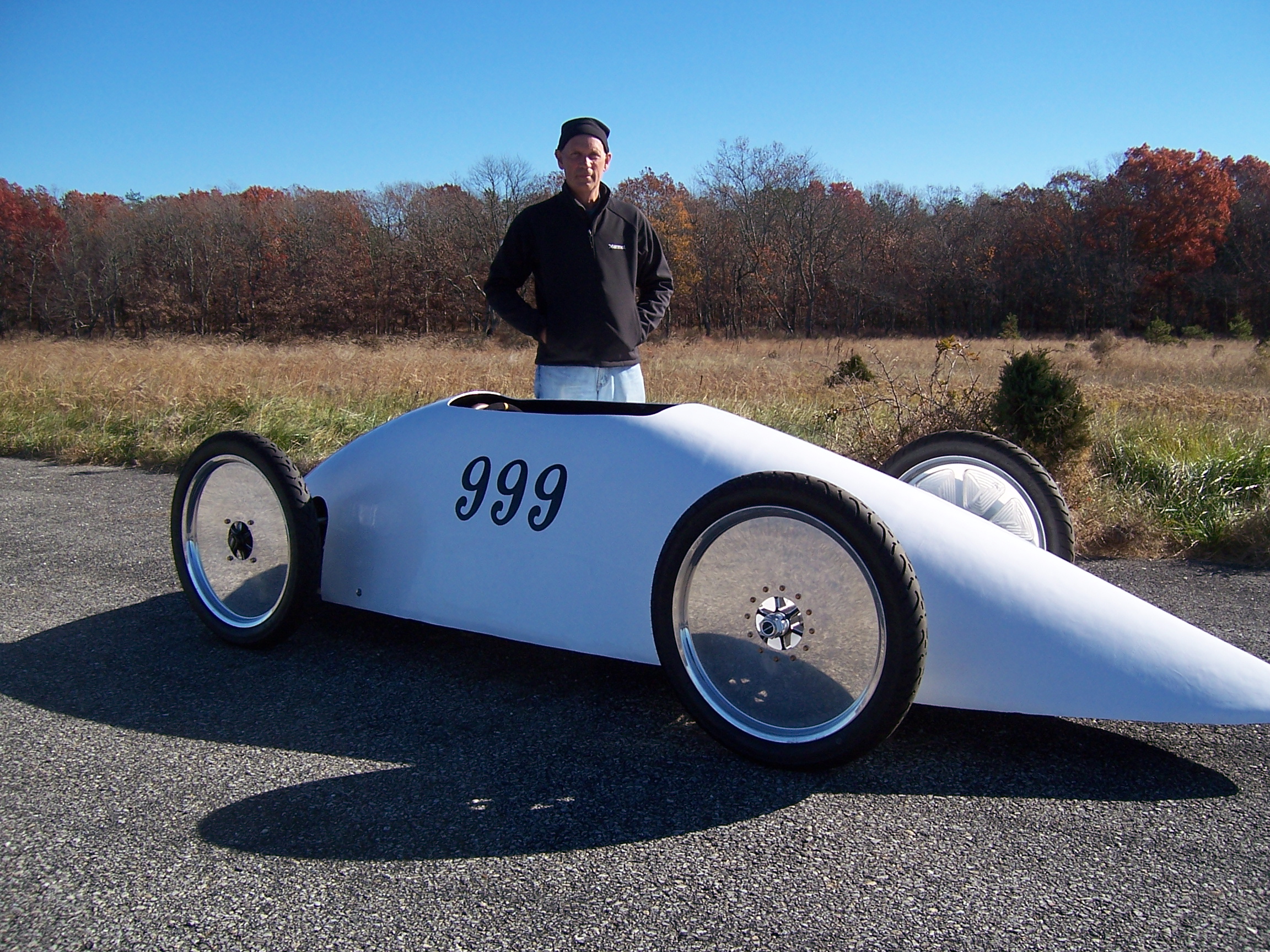 The recreation of the Baker Torpedo Kid, a 1903 electric race car - exhibit detail 0