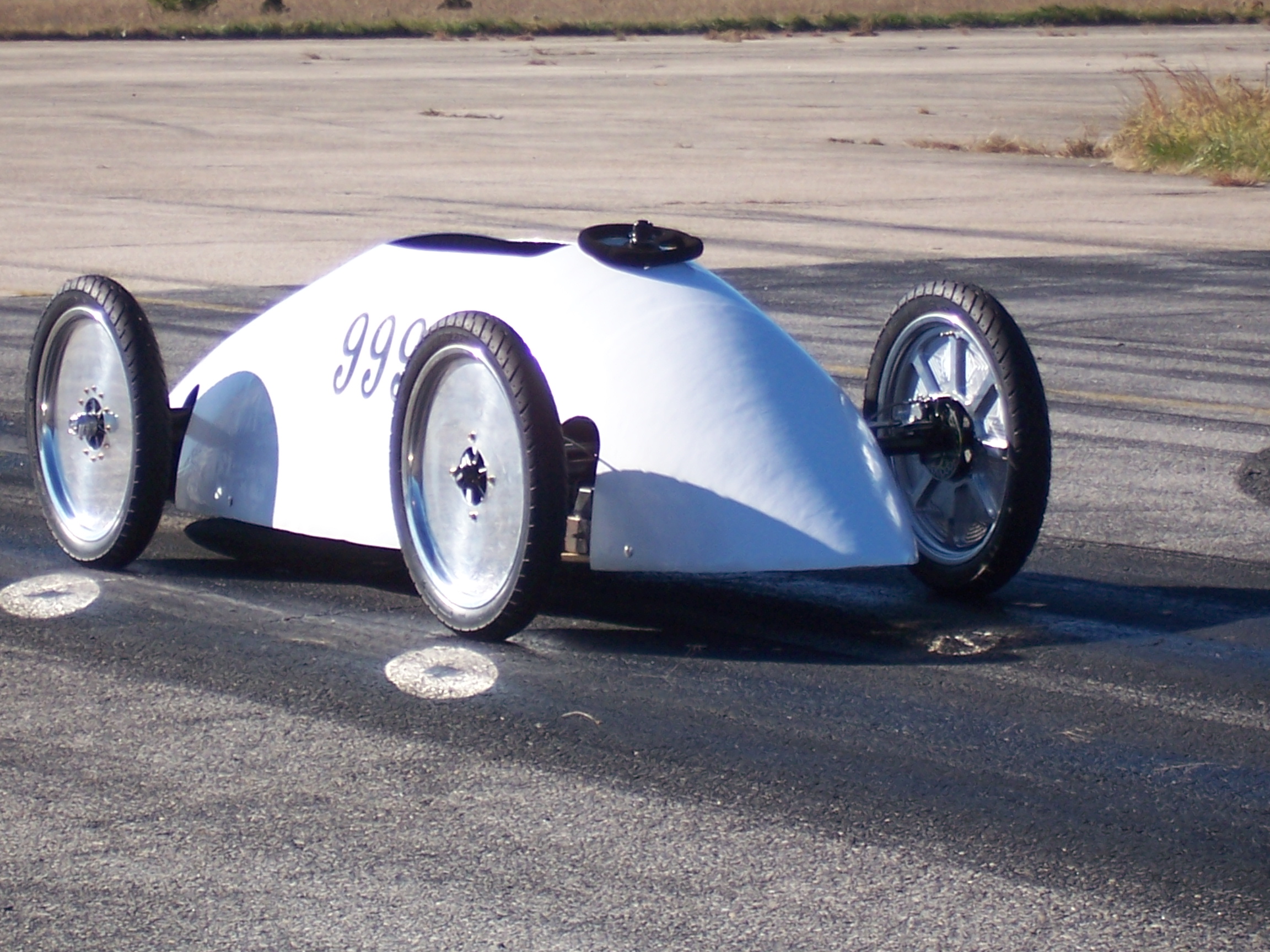The recreation of the Baker Torpedo Kid, a 1903 electric race car - exhibit detail 1